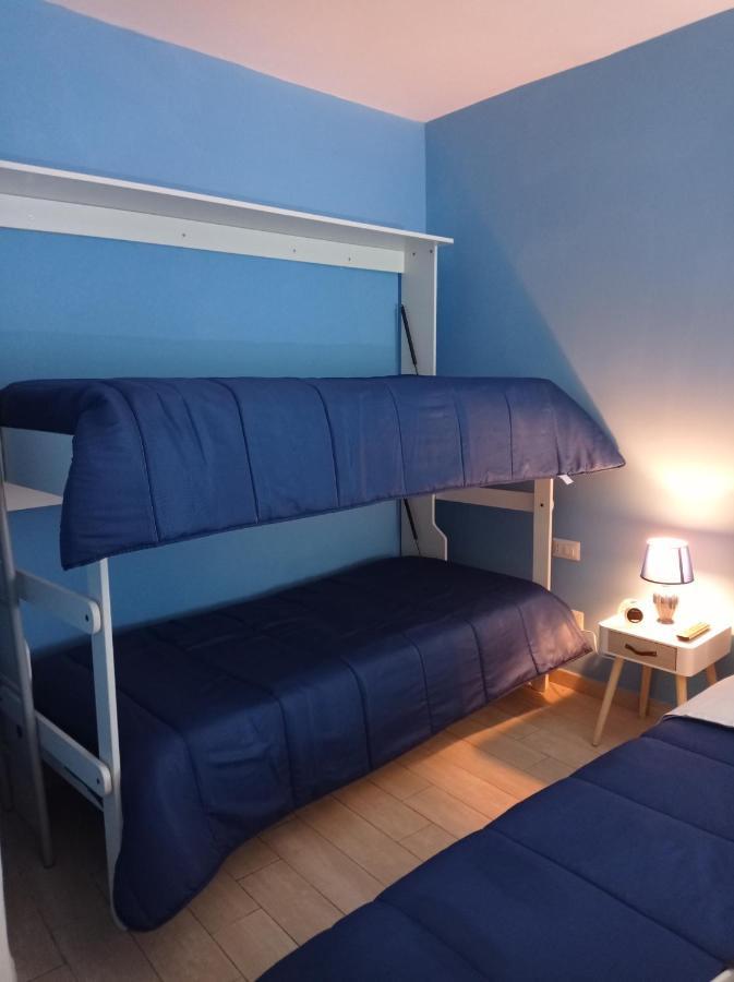 Blue House Napels